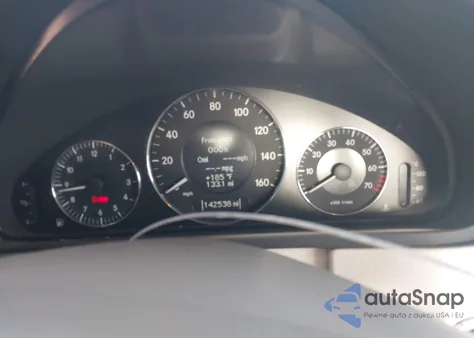 2007 Mercedes-Benz Clk 350 из США, поврежденный, VIN WDBTJ56H17F215817